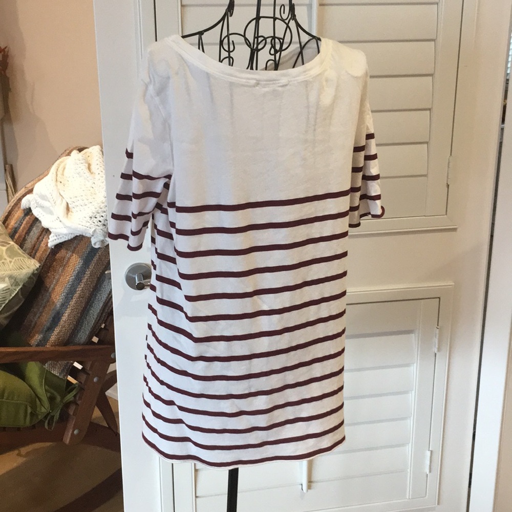 Graphic tee - Picture 2 of 4